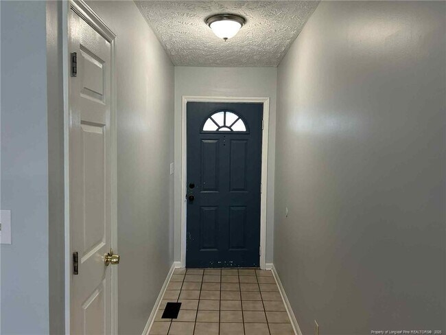 Building Photo - 6116 Garden Ct
