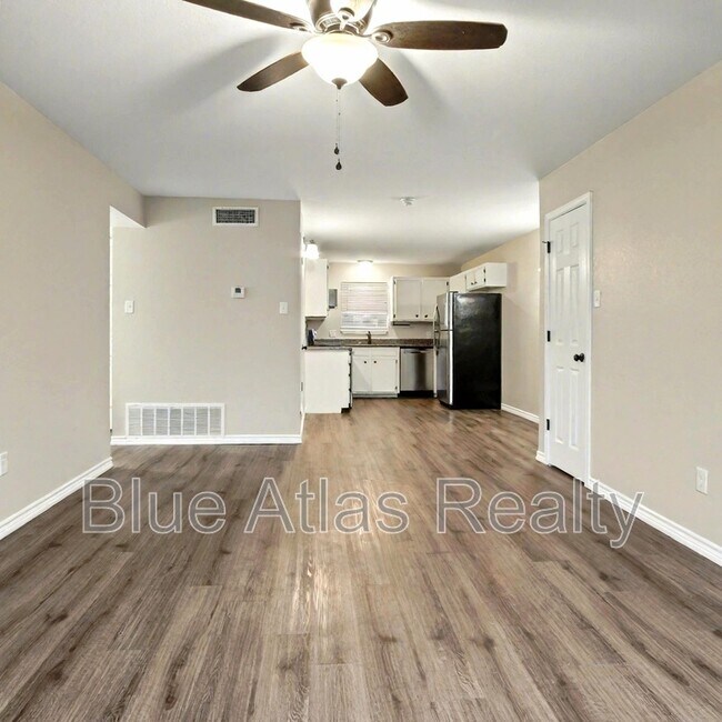 Foto del edificio - 225 Bryan St