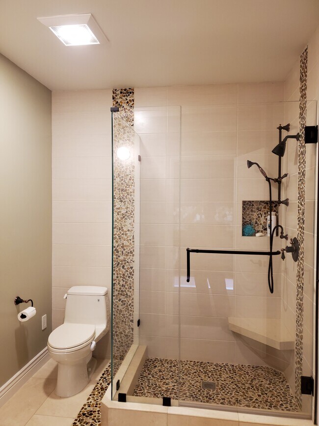Bathroom - 45610 Montclaire Ter