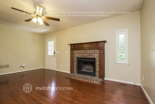 Foto del edificio - 3808 Mountain View Rd NW