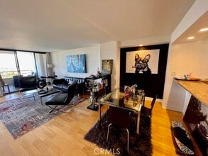 Building Photo - 4265 Marina City Dr