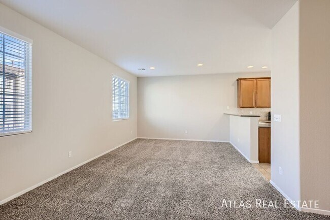 Foto del edificio - 7925 Violet Sky St
