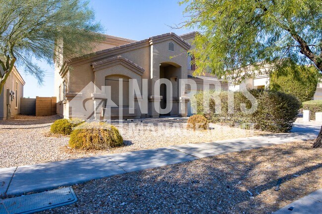 Building Photo - Large Beautiful Home in Coolidge w/ SOLAR