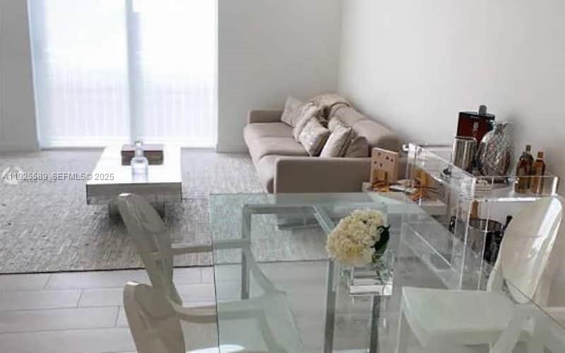 Foto principal - 50 Menores Ave