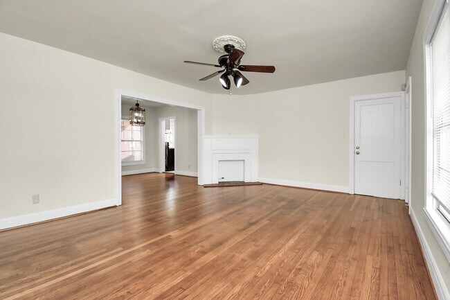 Foto del edificio - 4326 Jefferson St