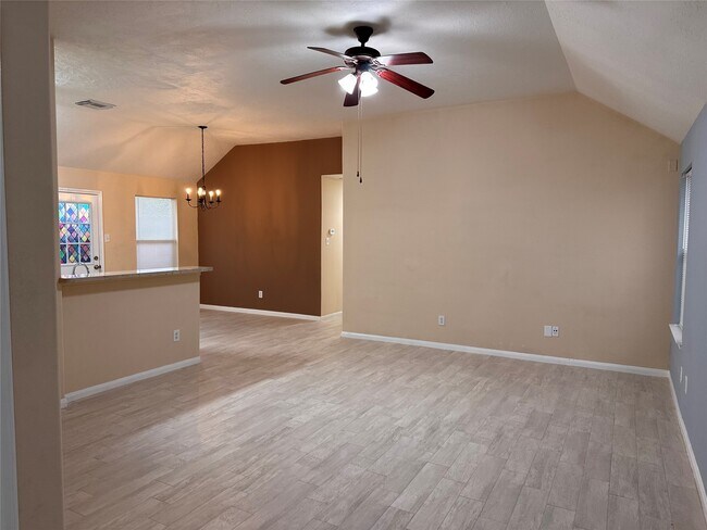 Building Photo - 13018 Maile Park Dr