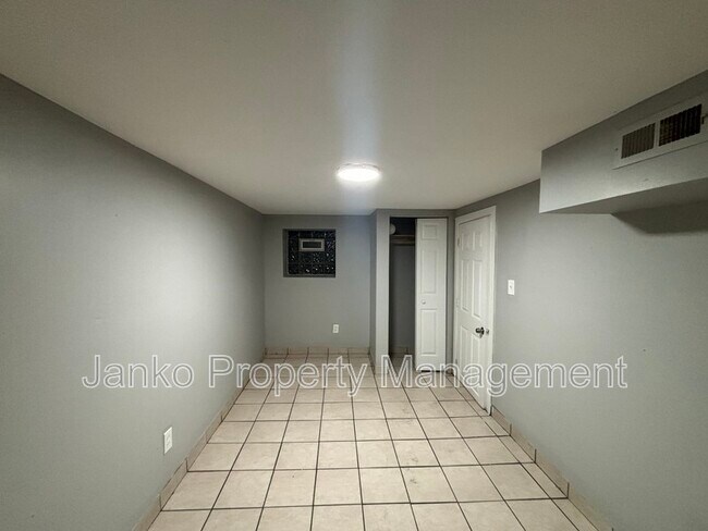 Foto del edificio - 6612 S Maryland Ave