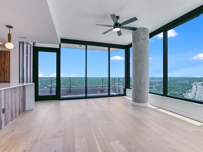 Foto del edificio - 84 East Ave