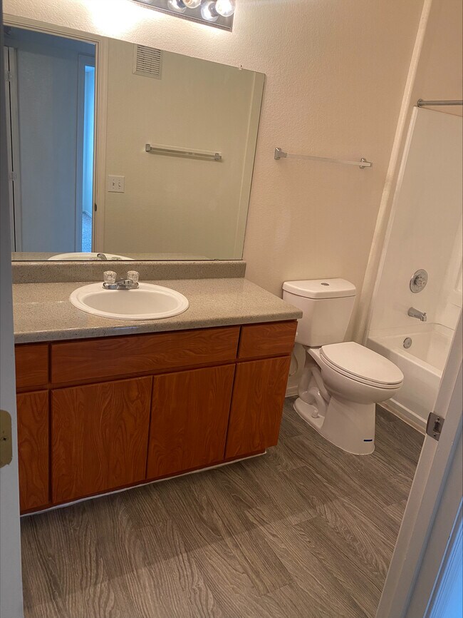 Foto del edificio - Bradshaw Vista I