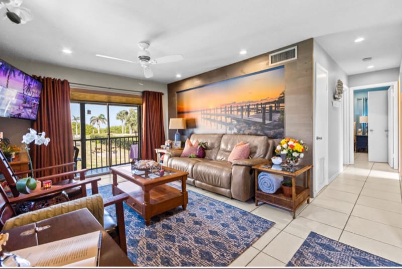 Foto principal - 715 S Ocean Dr
