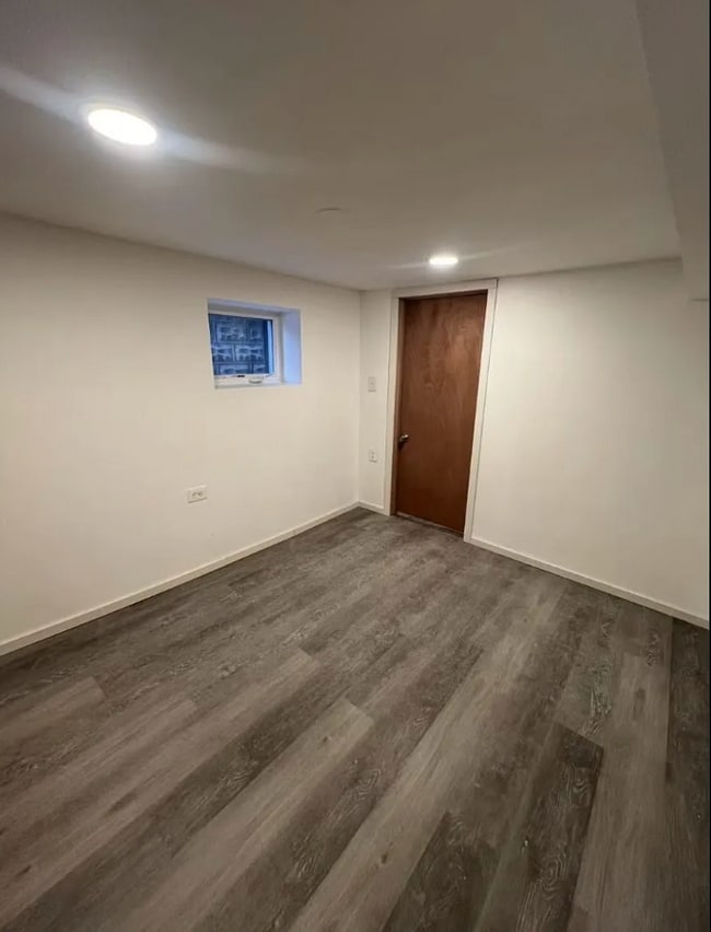 Foto del edificio - 1721 N Artesian Ave