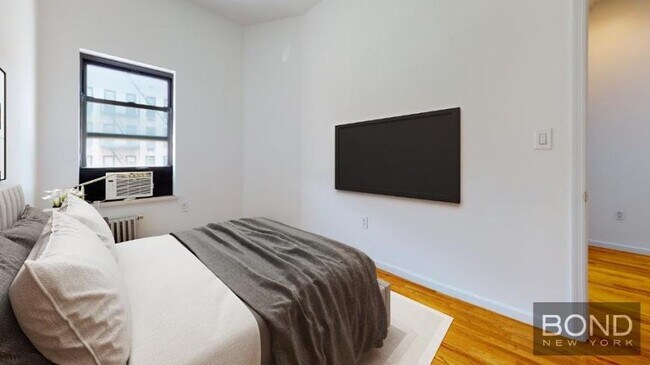 Building Photo - 2 bedroom in NEW YORK NY 10003