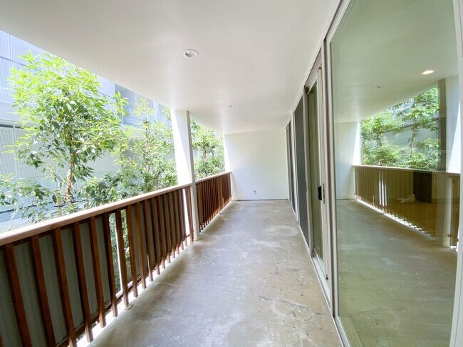 Foto del edificio - 848 Kings Rd