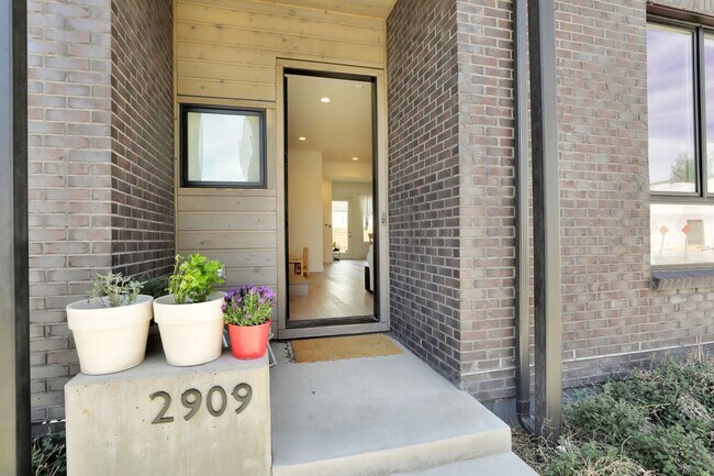Foto del edificio - 3 bed 3 bath Townhouse in Boulder Availabl...