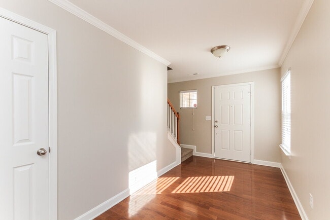 Building Photo - 11703 Sweetbriar Ridge Dr
