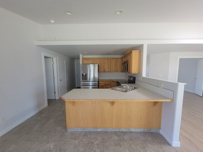 Foto del edificio - 4-Bedroom Gem in Pasco – Fresh Paint, New ...
