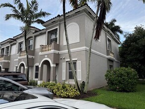 Building Photo - 4917 SW 140th Terrace
