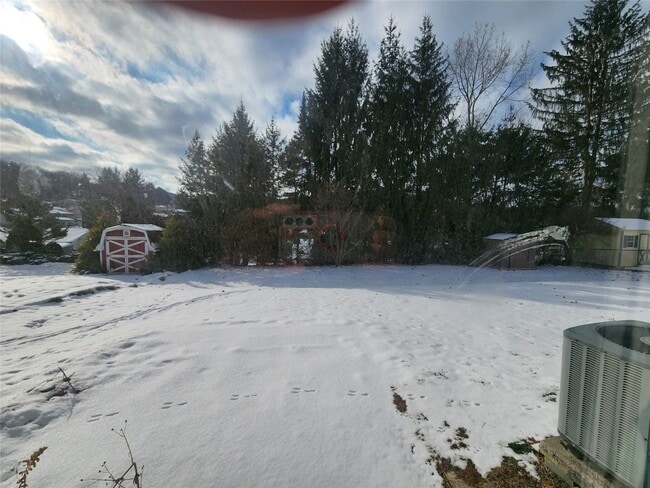 Building Photo - 908 Case Dr