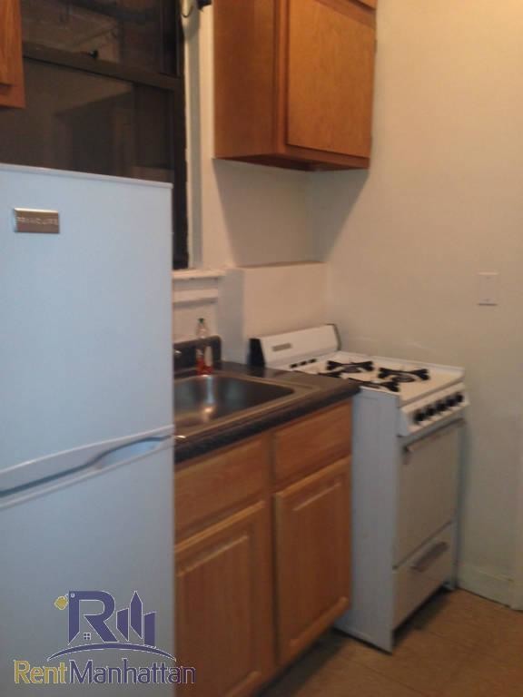 Foto del edificio - 213 E 89th St