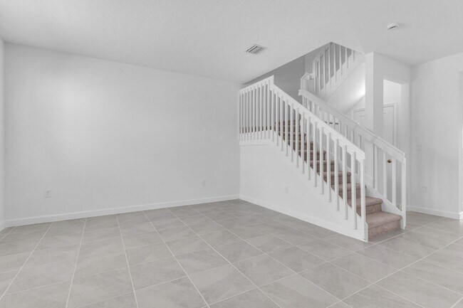 Foto del edificio - 2661 SE 28th St