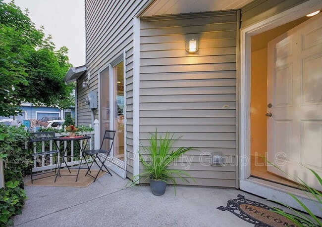 Foto del edificio - 6001 NE 33rd Cir