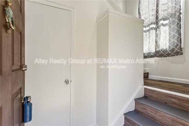 Foto del edificio - 2701 Cumberland Ct SE