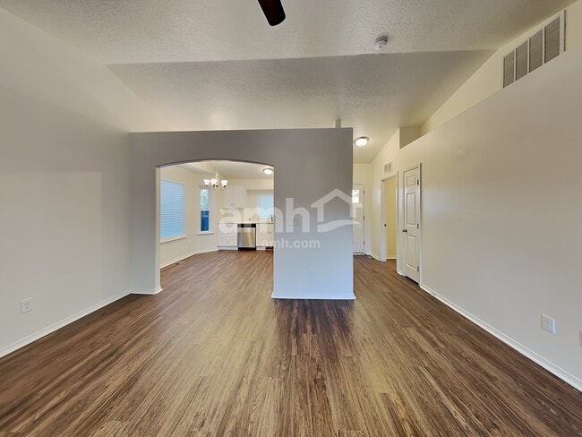 Building Photo - 3808 Hilton Street