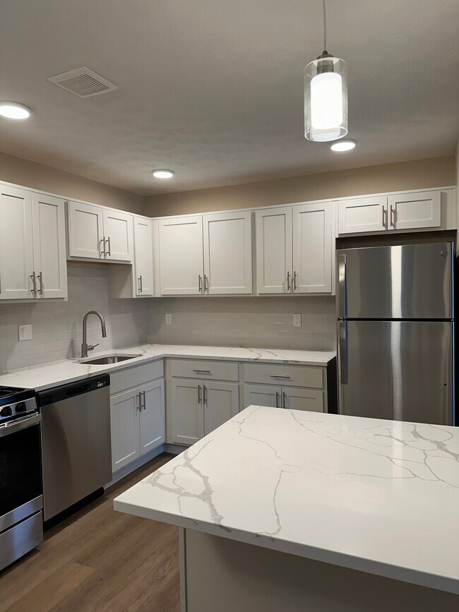 Jamestown Village Apartments Apartments in North Olmsted, OH