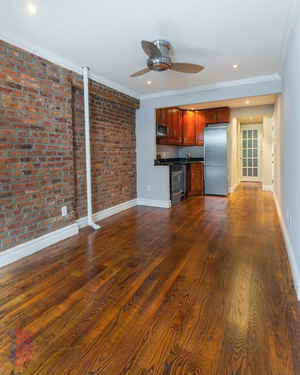 Building Photo - 147 Avenue A