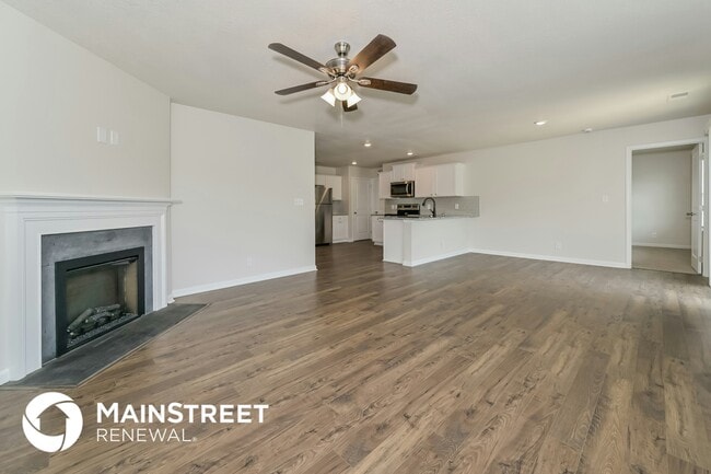 Building Photo - 4630 Hay Wagon Ln