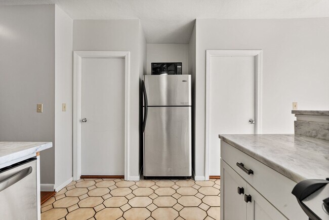 Foto del edificio - 117 Cottage St