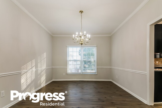 Foto del edificio - 1000 Angel Oaks Ct