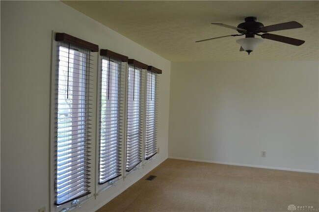 Foto del edificio - 1280 Kentshire Dr