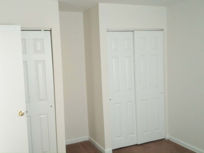 Building Photo - 720 Pine Creek Ln