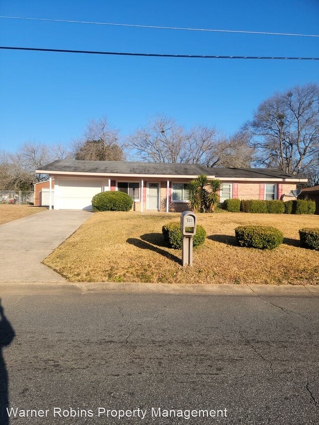 Primary Photo - 4 br, 2 bath House - 607 American Blvd