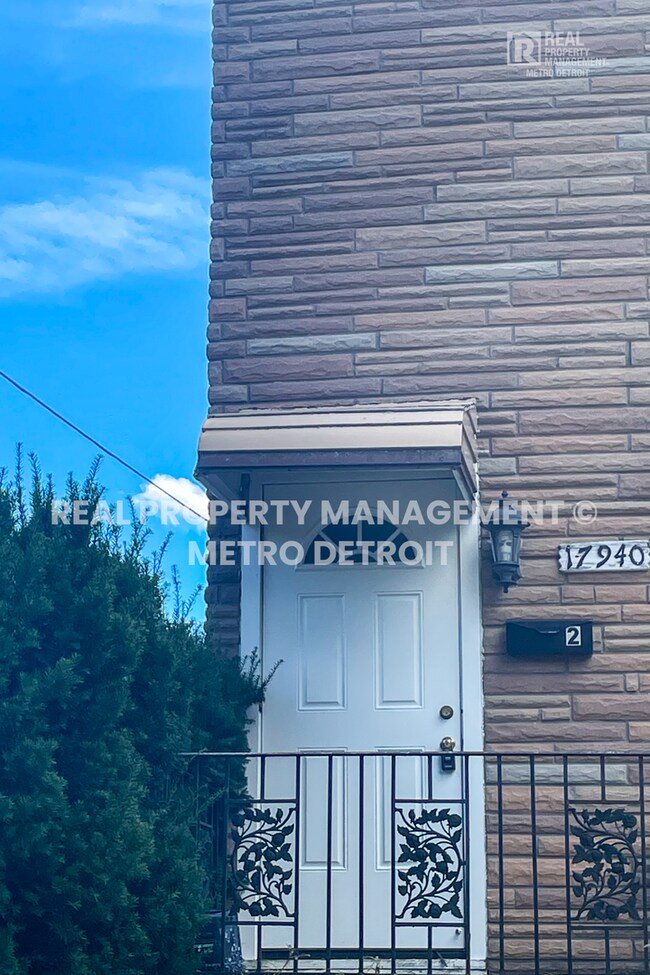 Building Photo - 17940 Glendale St