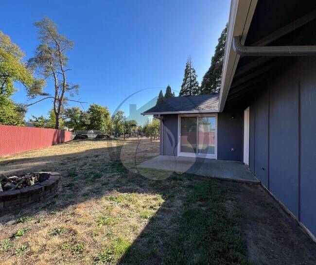 Foto del edificio - Ready to Move In!!!!  3 Bedroom 1 Bathroom...