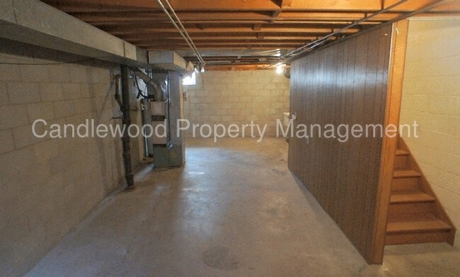 Foto del edificio - 2829 Welsby Ave