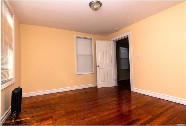 Building Photo - 261-10 86th Ave