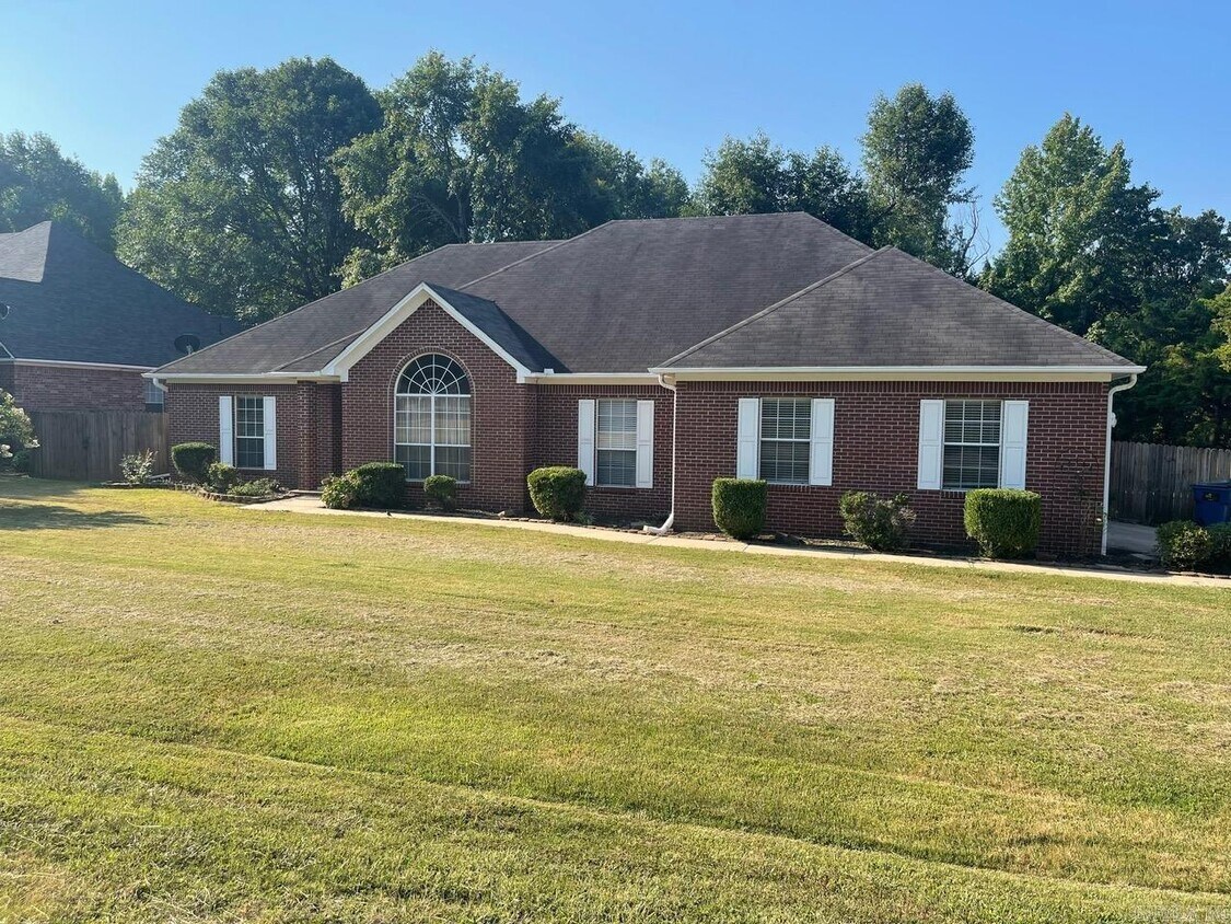 Primary Photo - 23 S Sunland Dr