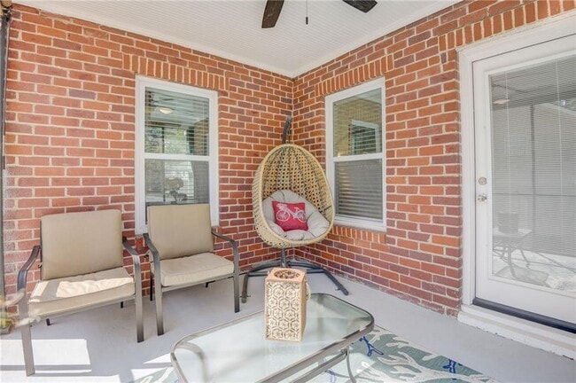 Building Photo - 711 Campbell Cir