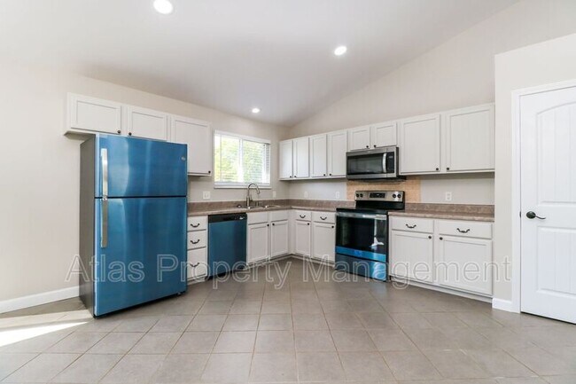 Building Photo - 805 Whisper Creek Ct