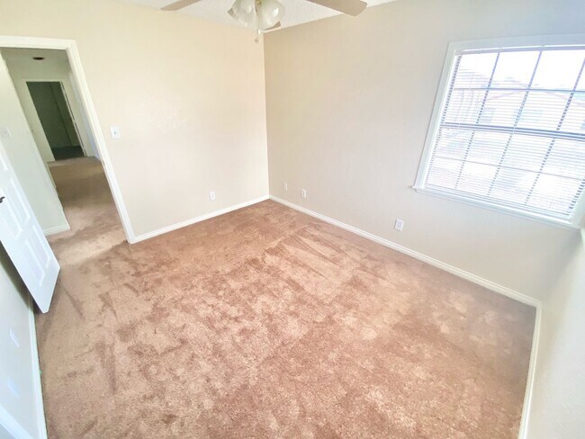 Building Photo - IMMACULATE 4 BEDROOM / 2.5 BATH WITH 2 CAR...