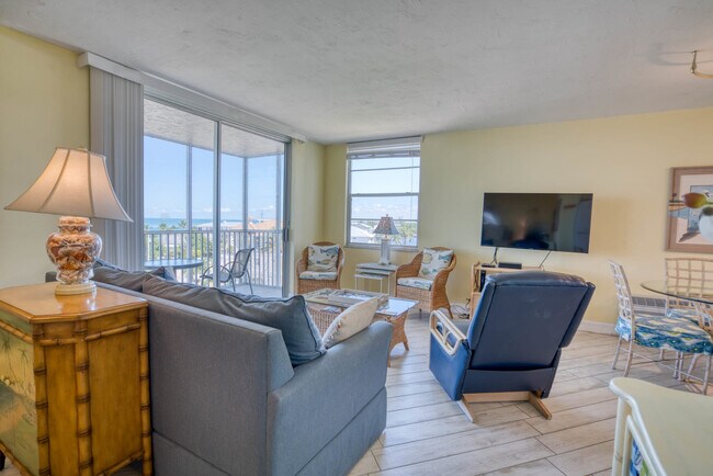 Building Photo - 5900 Bonita Beach Rd SW