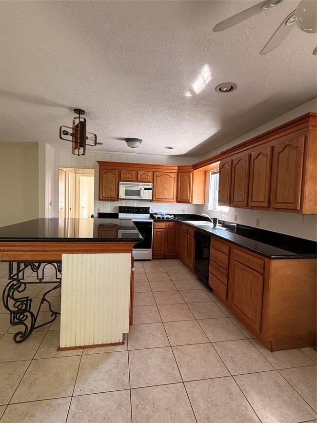 Foto del edificio - 5720 Parwill St