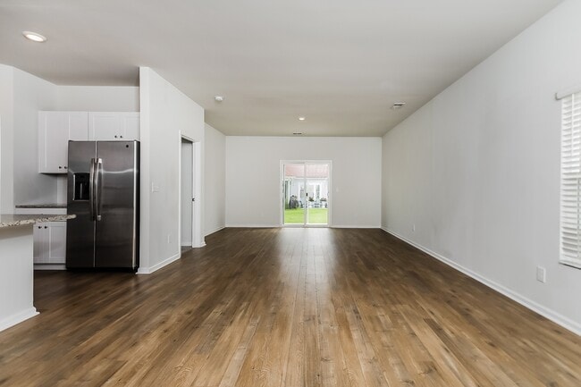 Foto del edificio - 143 S Reindeer Rd