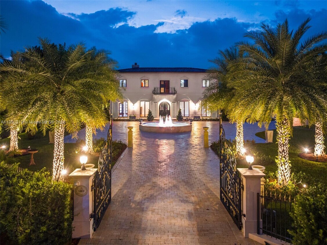 13800 Old Cutler Rd, Palmetto Bay, FL 33158 House Rental in Palmetto