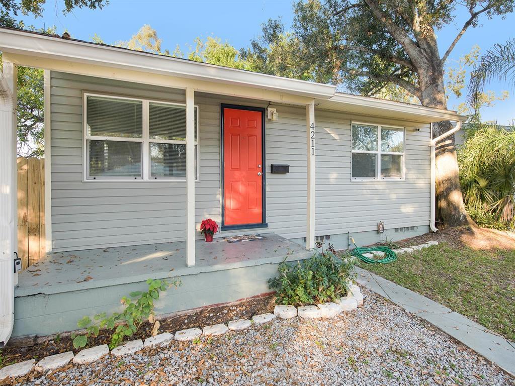 Foto principal - 4211 12th Ave S