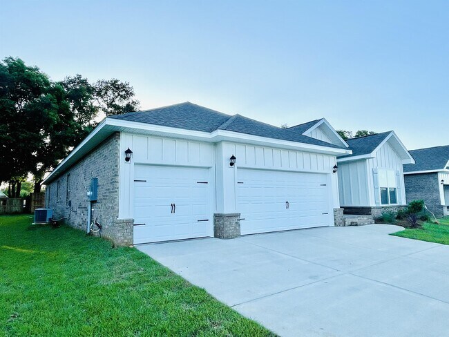 Building Photo - 24119 Affirmed Ave