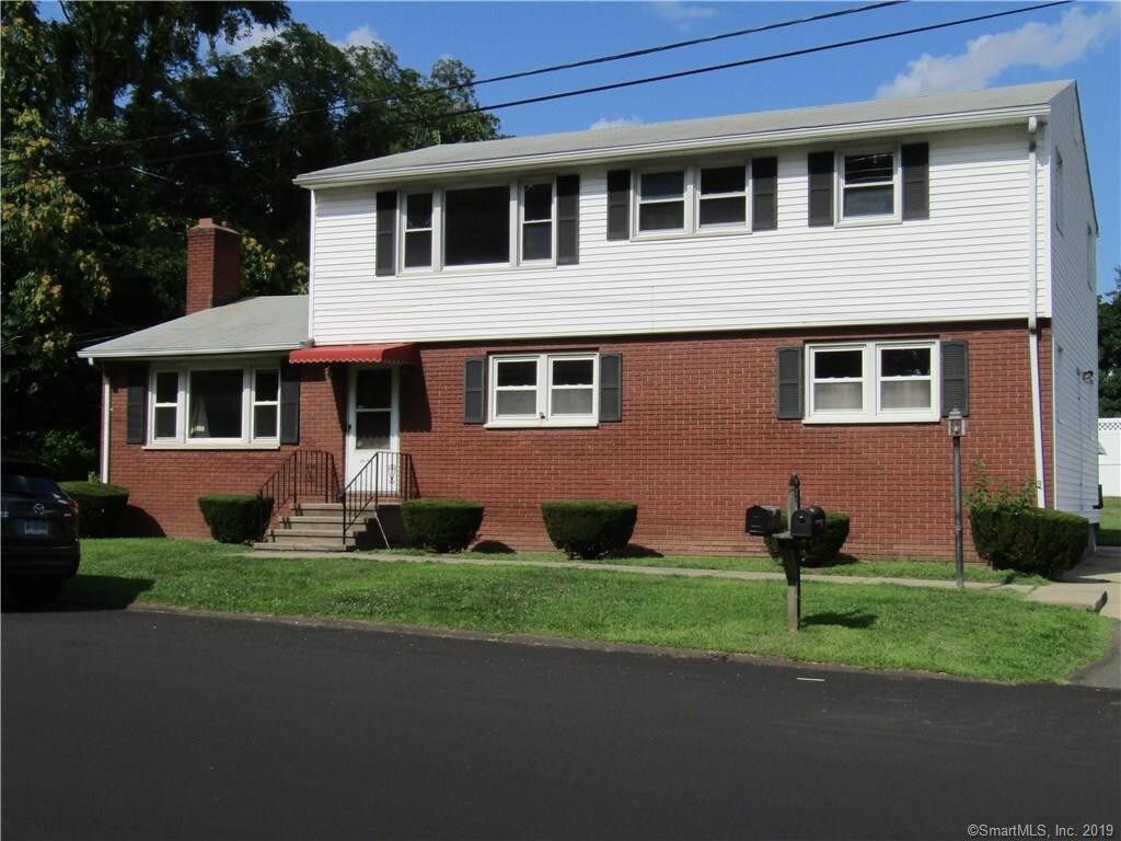131 Stevens Ave, West Haven, CT 06516 Room for Rent in West Haven, CT